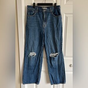 Levi High Waisted Straight